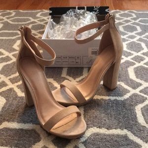 Nude ankle strap heel, size 6.5, 4.5 inch heel